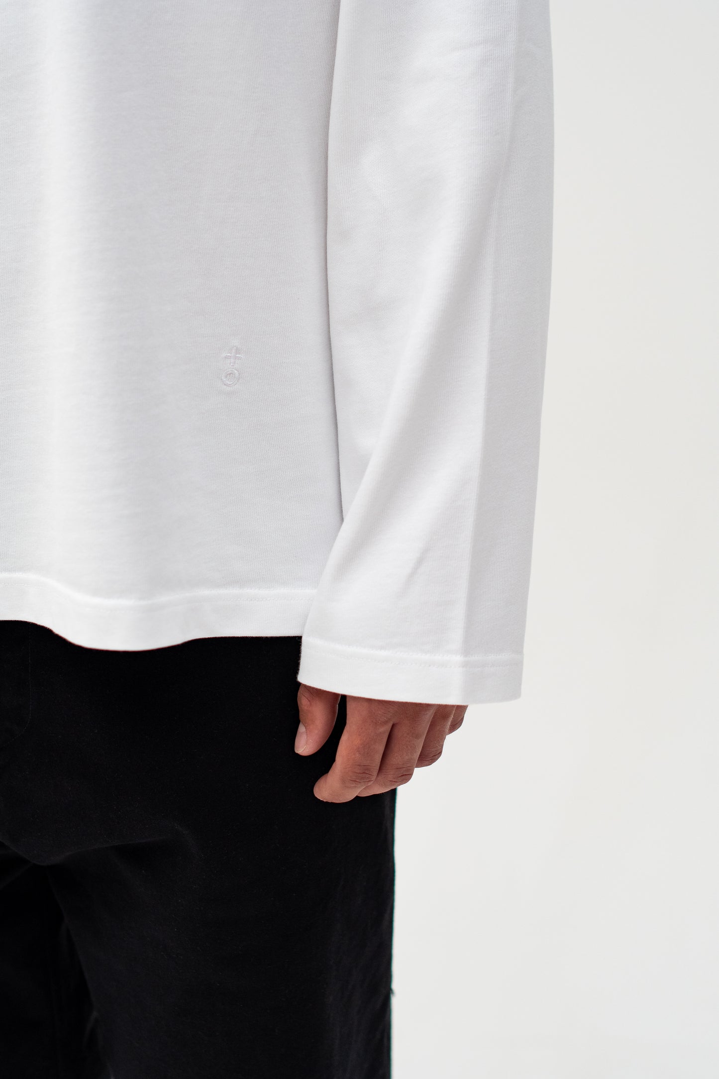 Nova Longsleeve White
