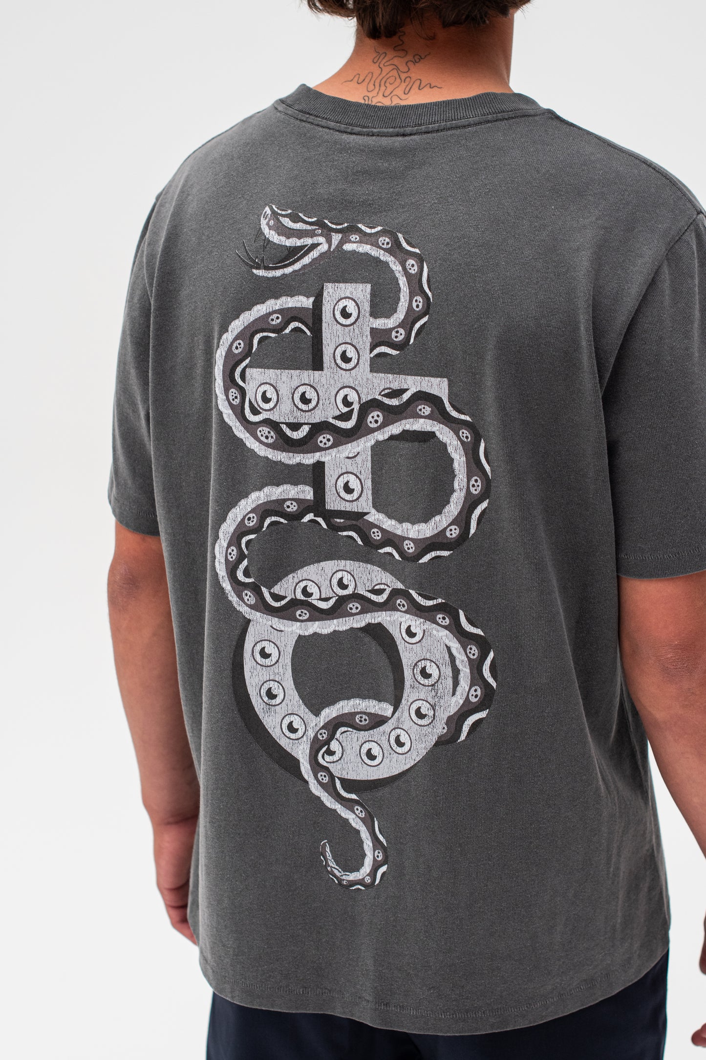 ABU Snake Black Fade out